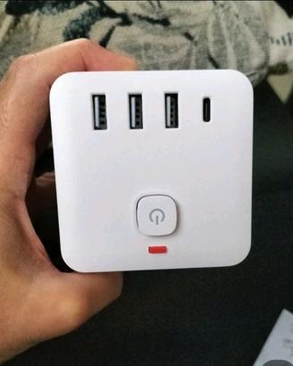 Multipresa Cubo 7-in-1 - Ideale per Casa e Ufficio