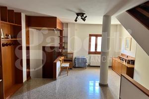 Stabile/Palazzo Montemesola [Cod. rif 3245433VRG]