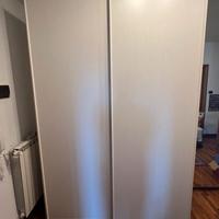 Armadio quattro stagioni in legno bianco