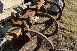 estirpatore agricolo a vomeri
