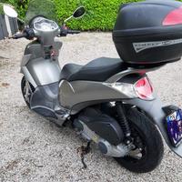 Scooter Aprilia Scarabeo 300s