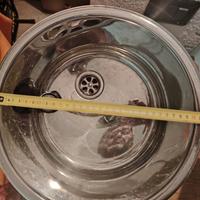 lavello acciaio più rubinetto 