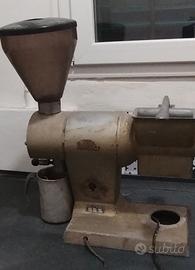 Grattugia macina caffè antica 