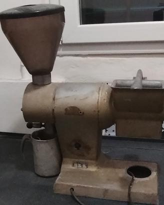 Grattugia macina caffè antica 