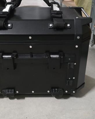 bauletto laterale givi trekker outback