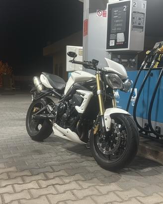 street triple 675 2011