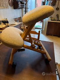 Sgabello svedese ortopedico ergonomico