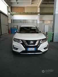 Nissan X Trail
