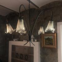 Lampadario in ferro battuto