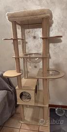 Tiragraffi a torre in legno per gatti