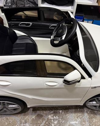 Auto Mercedes Bimbi
