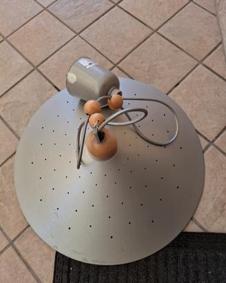 Lampadario grigio 