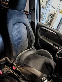 Sedile anteriore sx FIAT GRANDE PUNTO del 2014