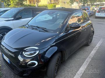 Fiat 500e cabrio serie speciale °la Prima°