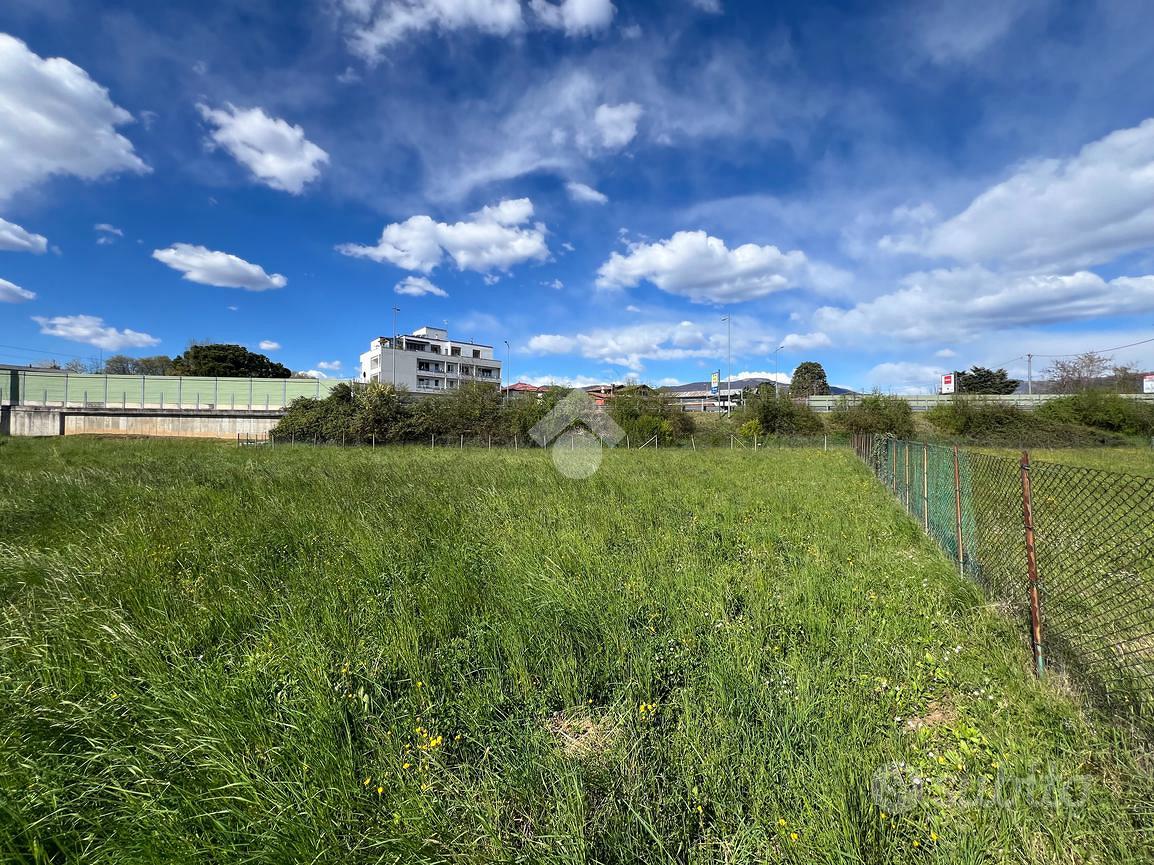 TER. RESIDENZIALE A GORLAGO - Vista 2