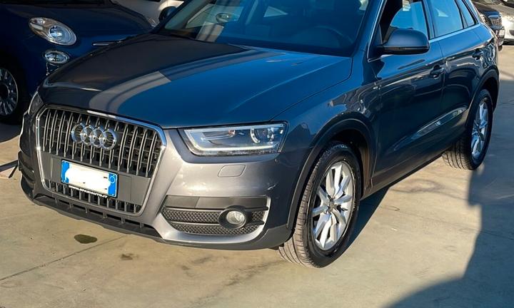 AUDI Q3