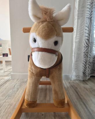 cavallo a dondolo Trudi