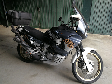 Honda Africa Twin 750