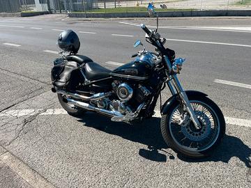 Castom YAMAHA XVS 650A DRAG STAR