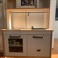 Cucina giocattolo