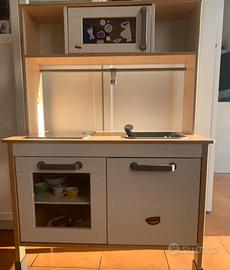 Cucina giocattolo