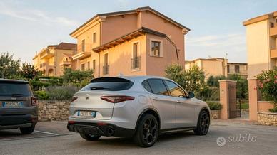 Stelvio Competizione 2.2 Q4 -210cv  garanzia Alfa