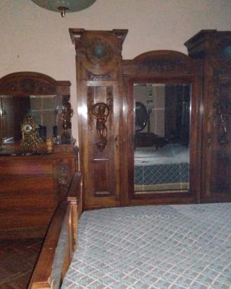 camera da letto legno del 1900 