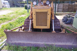 Caterpillar D4