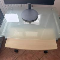 Scrivania pc  per cameretta
