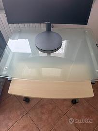 Scrivania pc  per cameretta