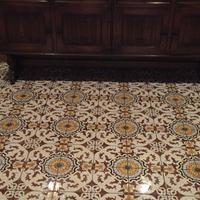 riproduzione mobile salotto stile Tudor anni 60 