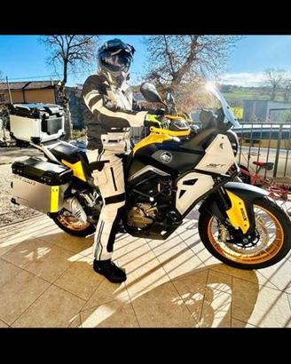 2024 Benelli avventur