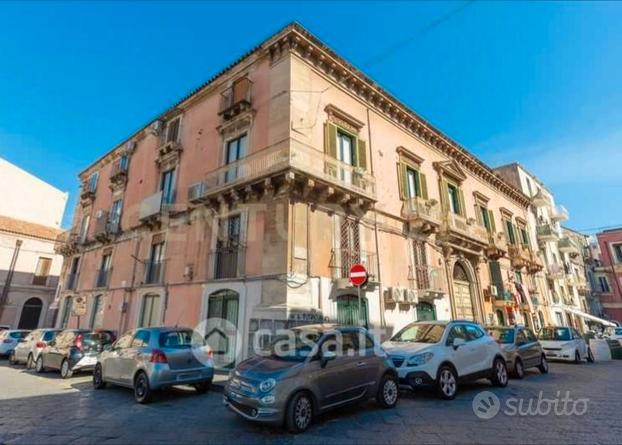 Appartamento centro storico catania