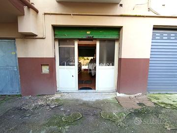 Box a Napoli Via ALESSANDRO D'ALESSANDRO 1 locali