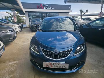 Lancia Ypsilon 1.0 FireFly 5 porte S&S Hybrid Silv