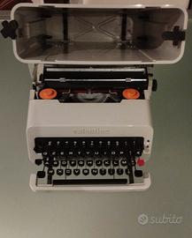 Macchina da scrivere Olivetti Valentine bianca