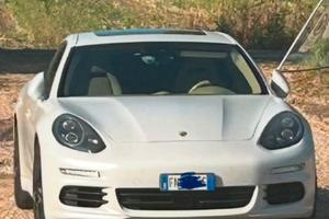 PORSCHE PANAMERA 300 CV