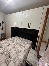 Camera da letto matrimoniale con armadio a ponte