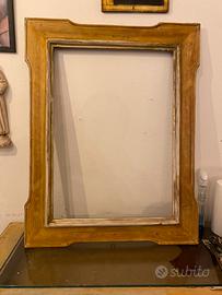 Antica cornice  fine del XVII e il XVIII secolo.