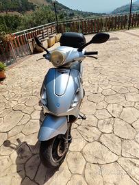 Piaggio Fly 150