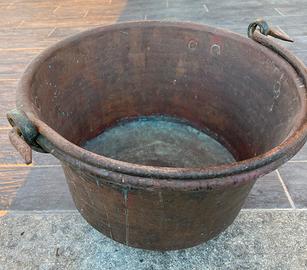 antico paiolo in rame