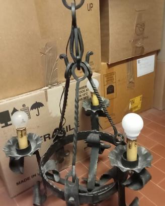 Lampadario in ferro