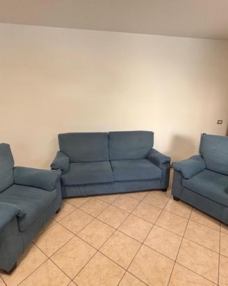 Divano 3 posti + 2 poltrone