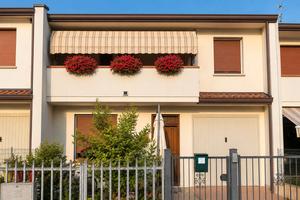 Corbola Casa a schiera con 3 camere e giardino