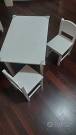 tavolo e 2 sedie