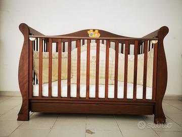 Culla classica in legno con cassettone