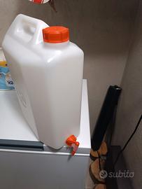 taniche di plastica