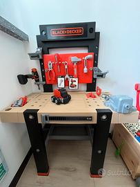 Tavolo da lavoro bambini Black+decker con attrezzi