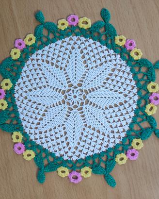 Centrini all’uncinetto fatti a mano 24 cm vintage