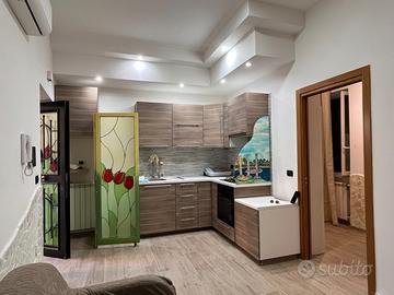 Pozzuoli pressi metropolitana, 3 vani con p.auto